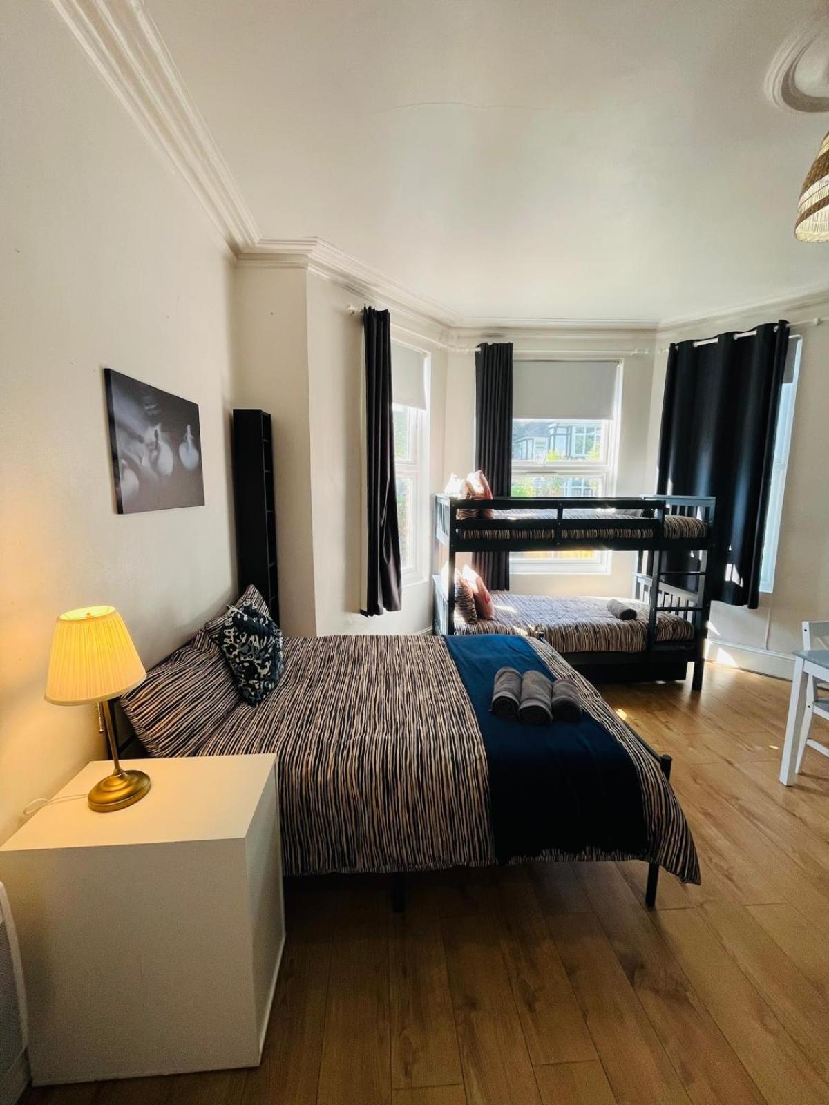 Wonderful Fully-Equipped Studio Near Central London 8 المظهر الخارجي الصورة