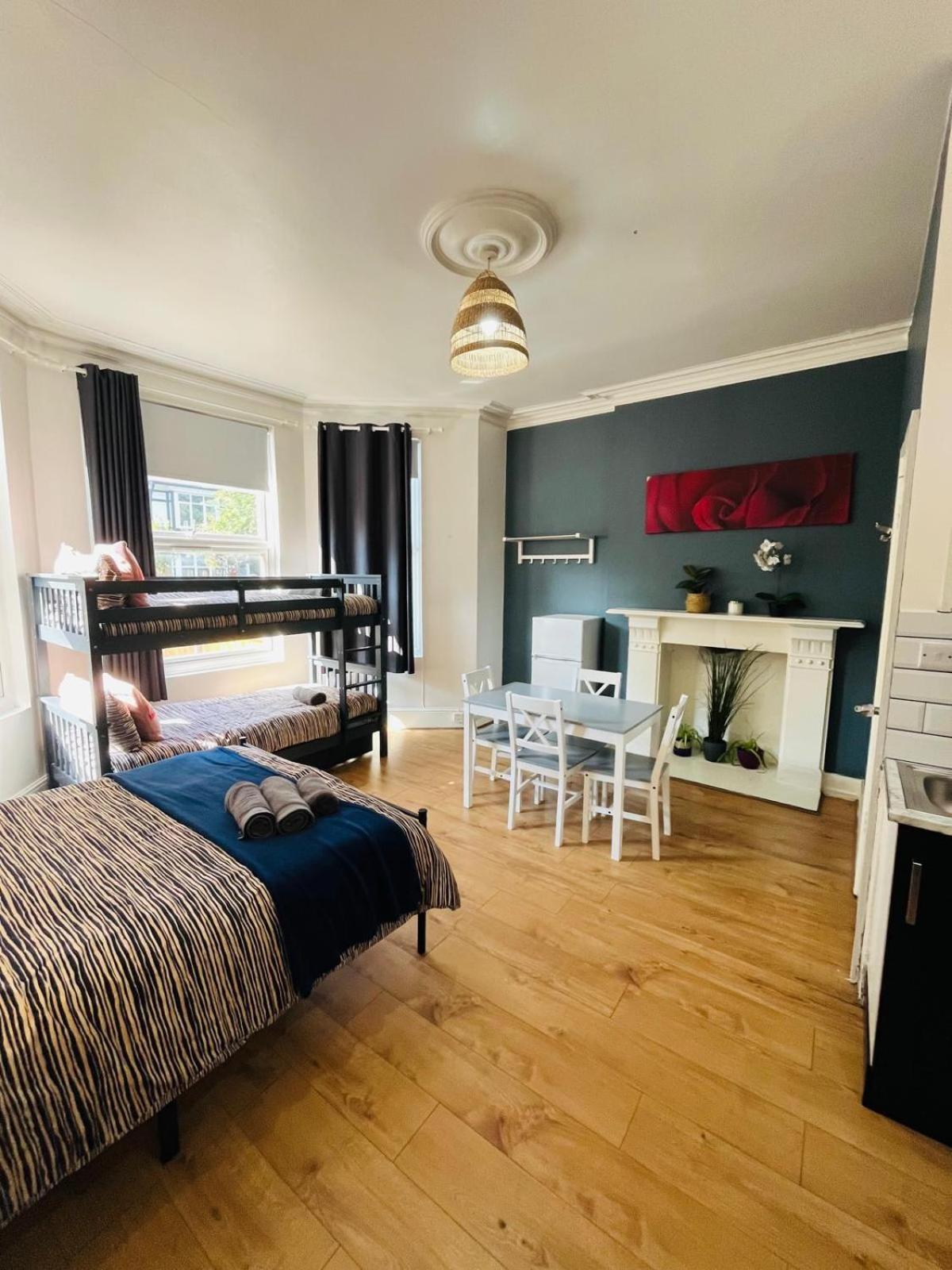 Wonderful Fully-Equipped Studio Near Central London 8 المظهر الخارجي الصورة
